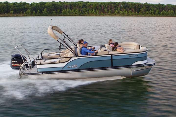 a small boat in a body of water